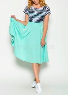 elasticated skirt in summer look