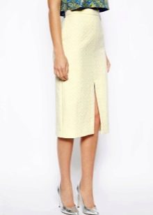 Front slit skirt