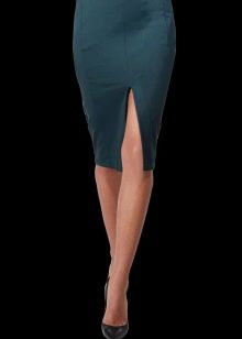 Front slit skirt