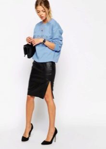 Side slit skirt