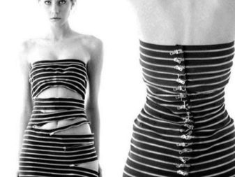Zipper dress back view