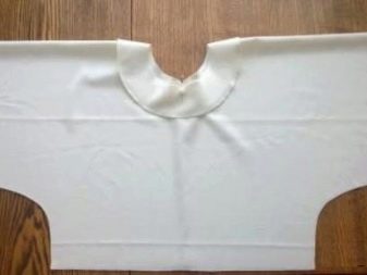 Sewing neck piping