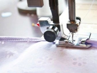 Edging the bodice of an elegant dress for a girl