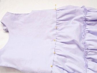 Finishing the edges of the lining inside out
