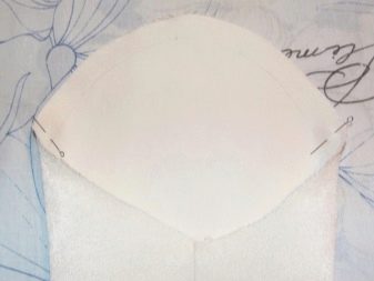 Sewing on sleeves - step 1