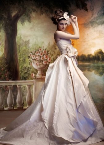 Lush wedding dress from Svetlana Lyalina