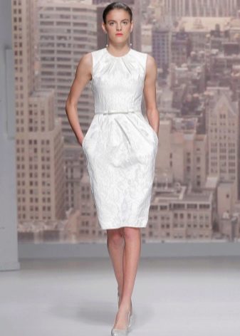Robe de mariée midi droite