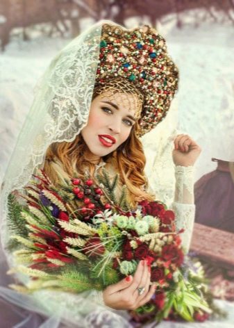Сватбен кокошник