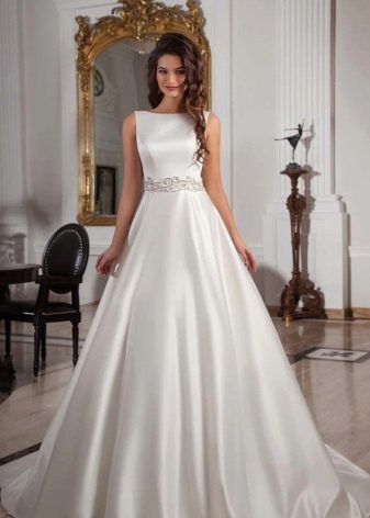 Formal puffy wedding dress