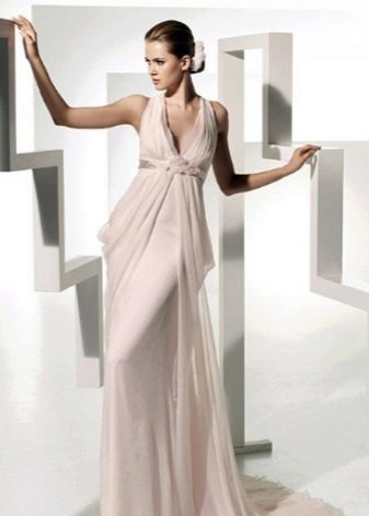 Wedding dress for a rectangular figure