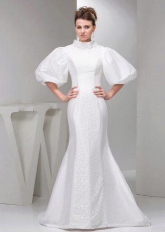 Wedding dress with balloon sleeve