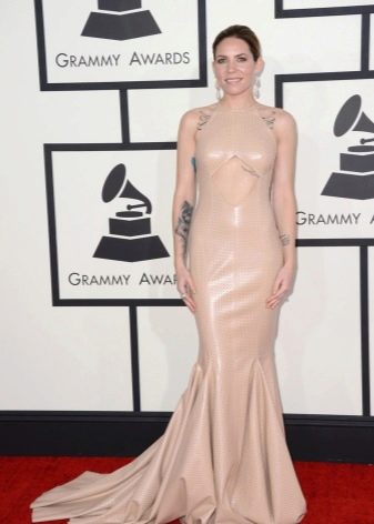 Celebrity nude effect evening outfit
