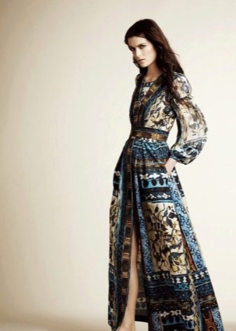 Floor-length evening dress with puffy sleeves