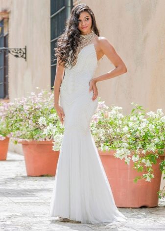 Evening white dress to the floor inexpensive
