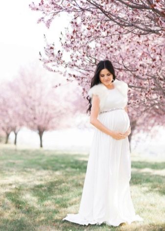 Beautiful fancy dress for a pregnant woman