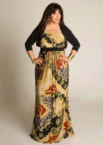 Colored long dress made of thick fabric for chubby