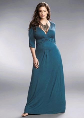Long simple dress for plump