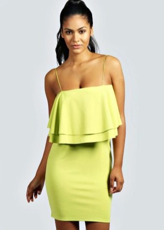 Dress with straps with large flounces on the chest