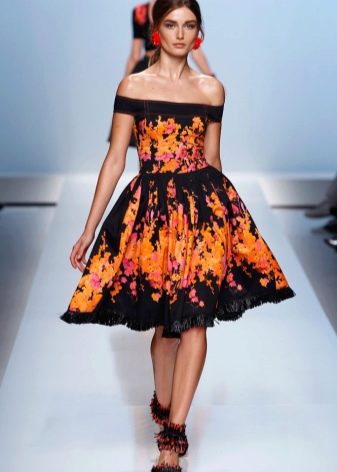 Black and yellow dandy style dress