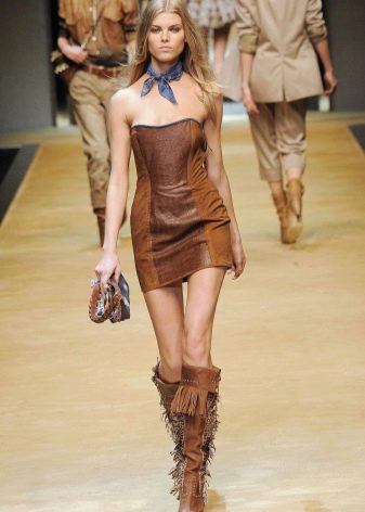Suede dress with leather