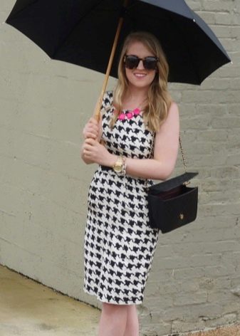 Robe droite pied-de-poule sans manches