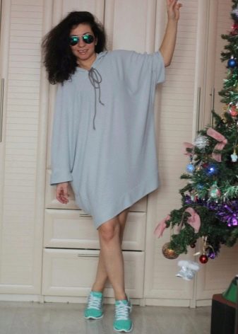 Bucket dress with sneakers