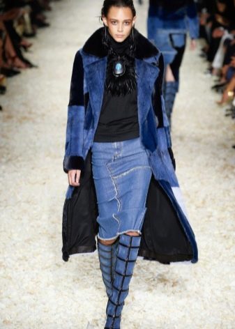 denim pencil skirt
