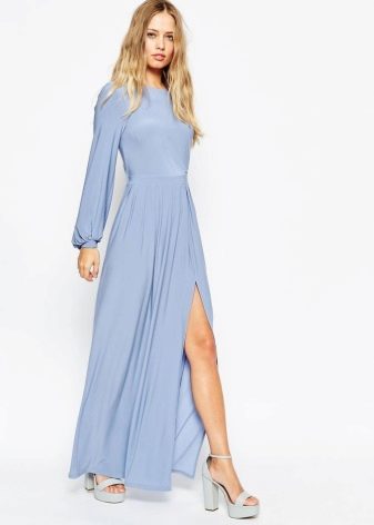 Length of the blue dress to the floor