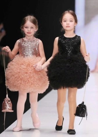 Fluffy children's dresses with sequins