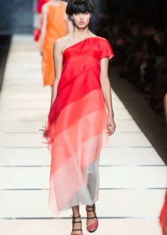 Robe en organza dégradé