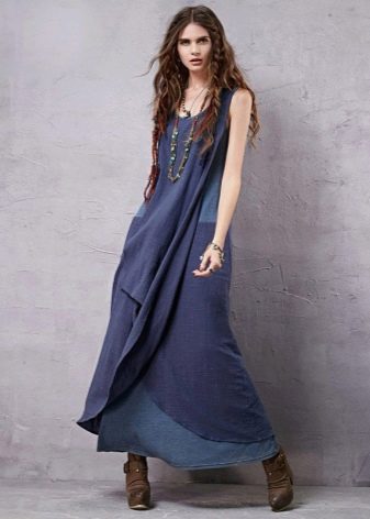 Brown shoes for a blue denim dress