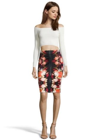 Printed jersey pencil skirt and shoes