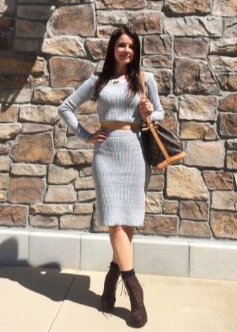 Knitted ankle boots