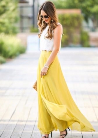 Long skirt semi-sun mustard color