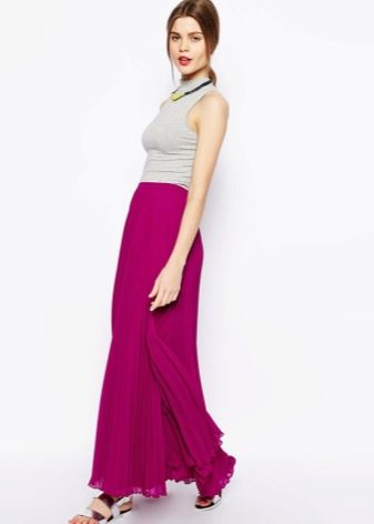 Long fuchsia skirt