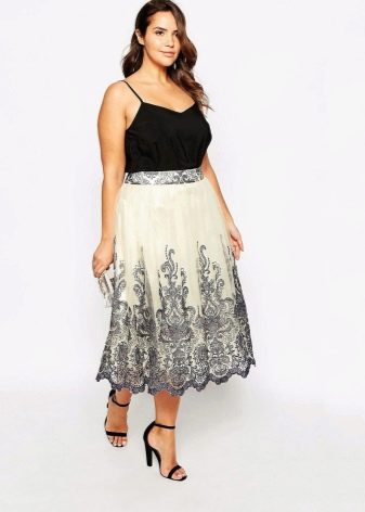 Skirt for obese women