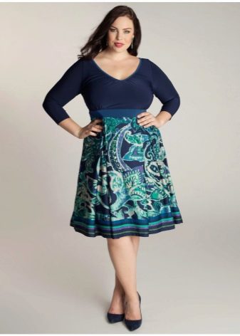 A-shaped skirt with an ornament for obese women