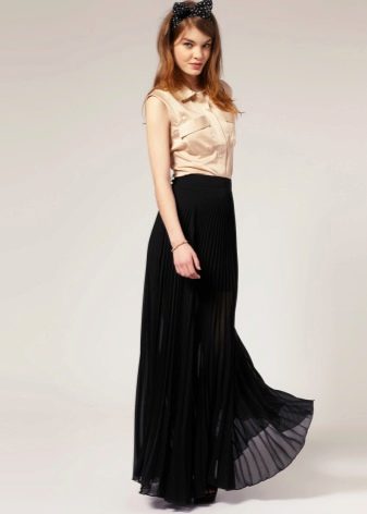 Black lightweight skirt for summer