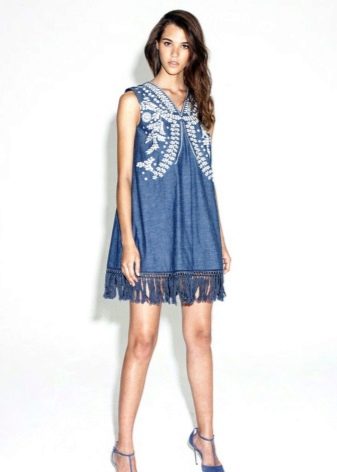 Dress with fringed hem