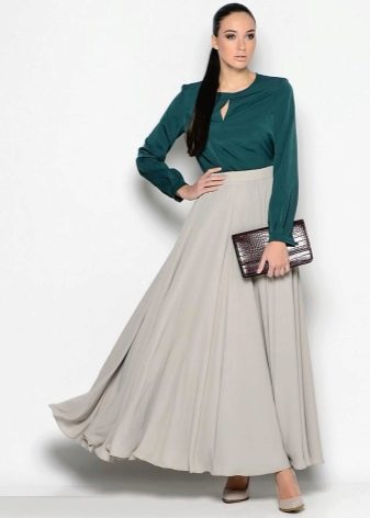 long skirt in lightweight fabric