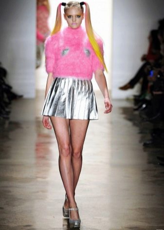 elasticated silver skirt