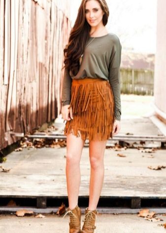 Fringed suede mini skirt