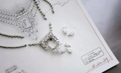 Chanel пуска колекция от бижута по случай 100-годишнината на аромата Chanel N°5