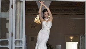 Fitted Wedding Dresses