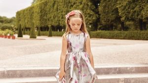 Dresses for girls 5 years old - wonderful images for a charming age
