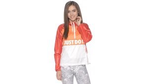 Women's anoraks