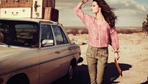 Khaki trousers