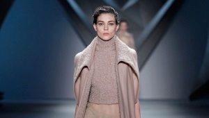 Sleeveless coat