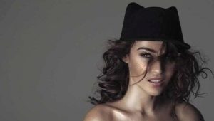 Hat with cat ears