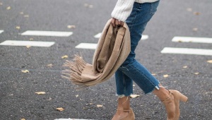 Suede heels